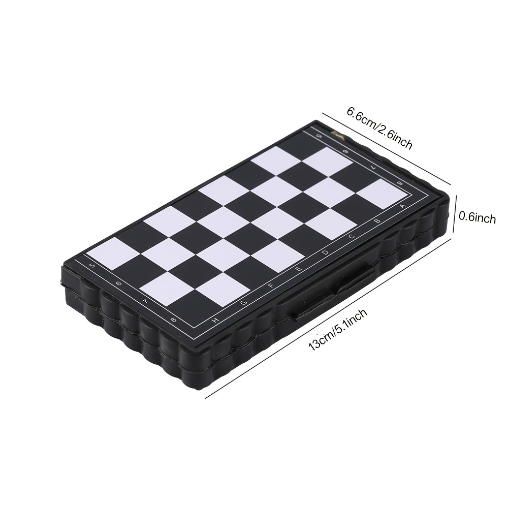 Mini set di scacchi magnetici  - Board Game Cafe recensione e prezzo